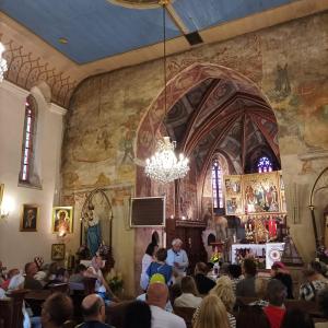 Na zdjęciu widoczny jest ołtarz główny gotycki tryptyk z 1500 roku kościoła św. Stanisława BM  w Bielsku-Białej, w którym odbywa się niezwykłe spotkanie archeologiczne.