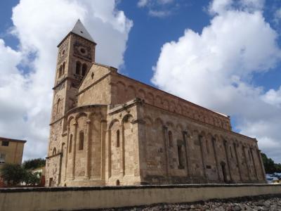 Romańska bazylika Santa Giusta (koło Oristano, zachodnia Sardynia)