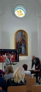 Prezentacja albumu z reprodukcją autoportretu Wyczółkowskiego, ze zbiorów MH w Bielsku-Białej